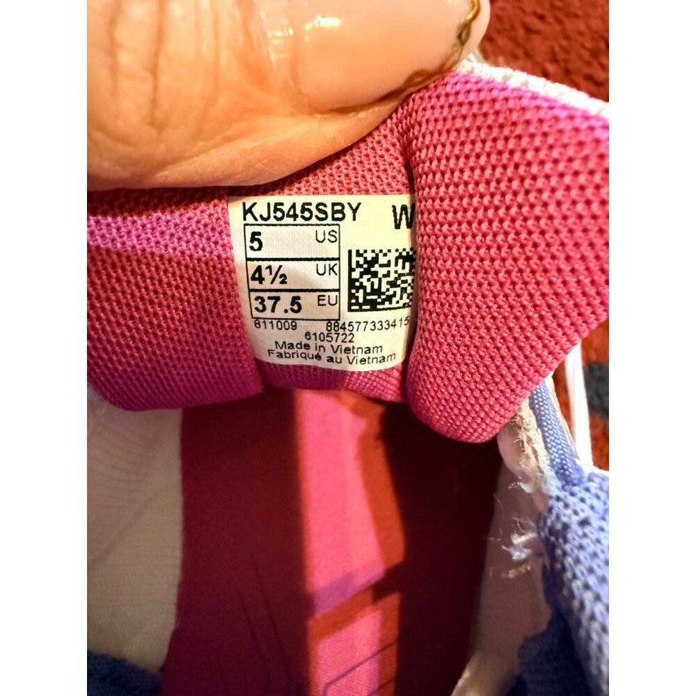 New Balance 545 Womens Size 5W Silver purple Pink Running Shoes KJ545SBY NEW - Picture 6 of 12